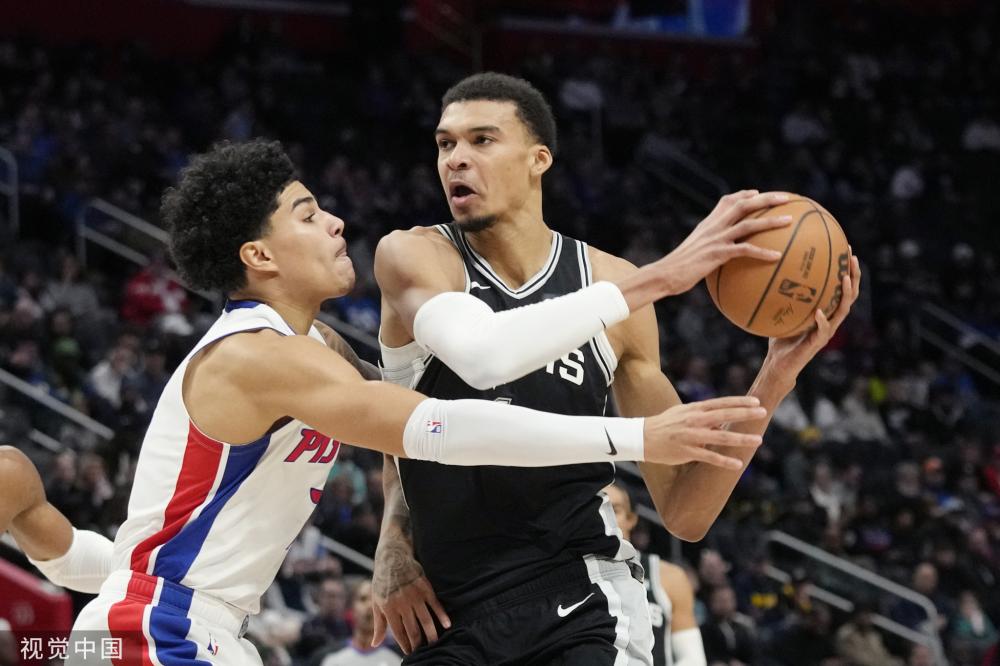 崭露头角 崭露头角