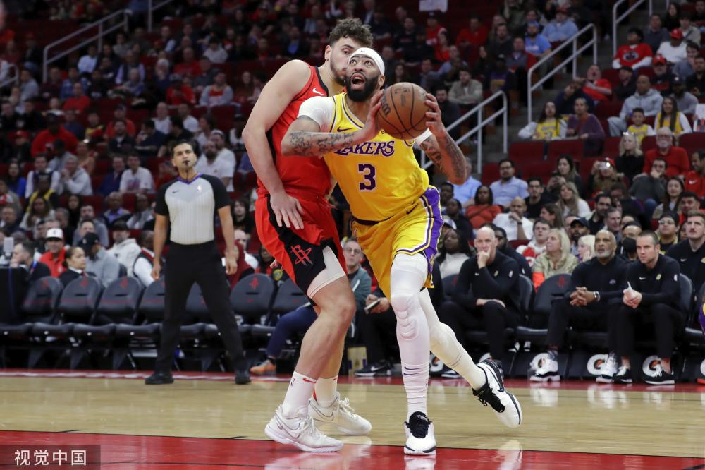 冷静和坚定 冷静和坚定